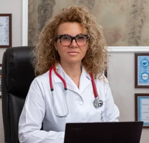 Prof. Univ. Dr. Any Axelerad