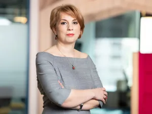 Dr. Antoanela Curici, MD, PhD, Medical director